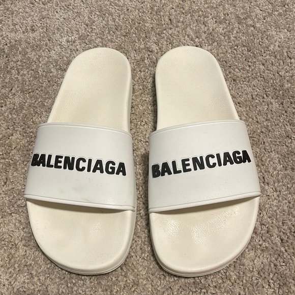 White balenciaga slides - Picture 1 of 1